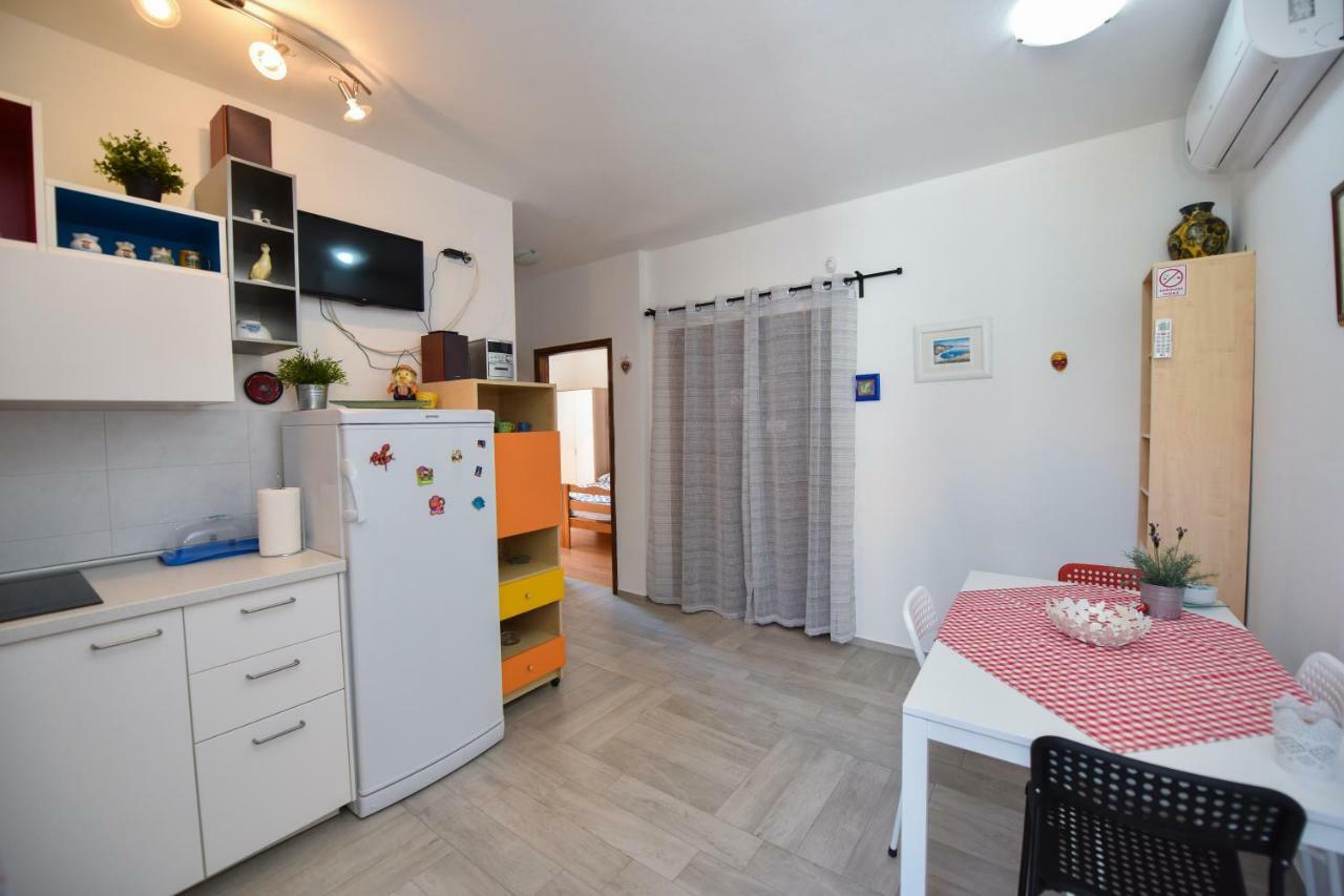 Apartments Enya Novalja Zewnętrze zdjęcie